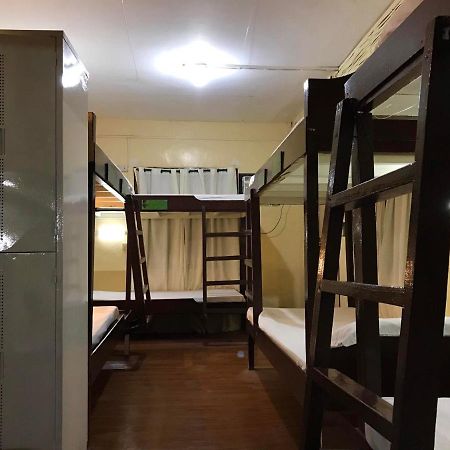 Austria'S Guest House El Nido Exterior photo