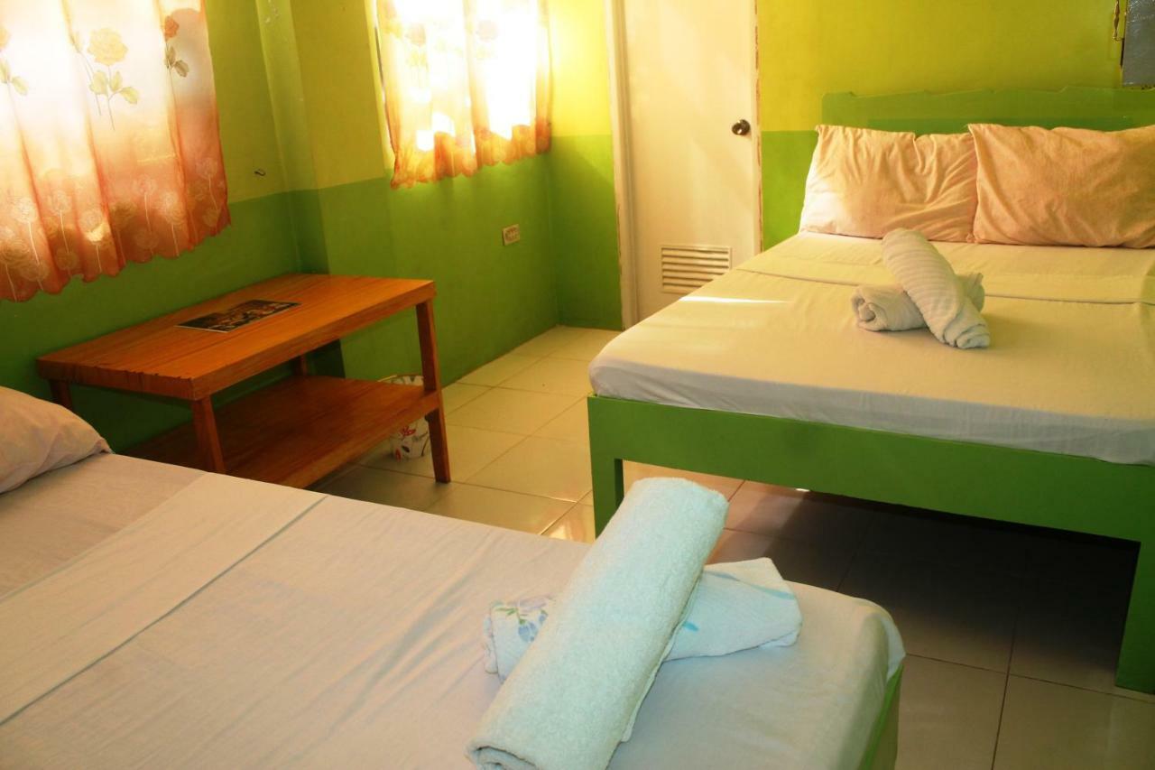 Austria'S Guest House El Nido Exterior photo